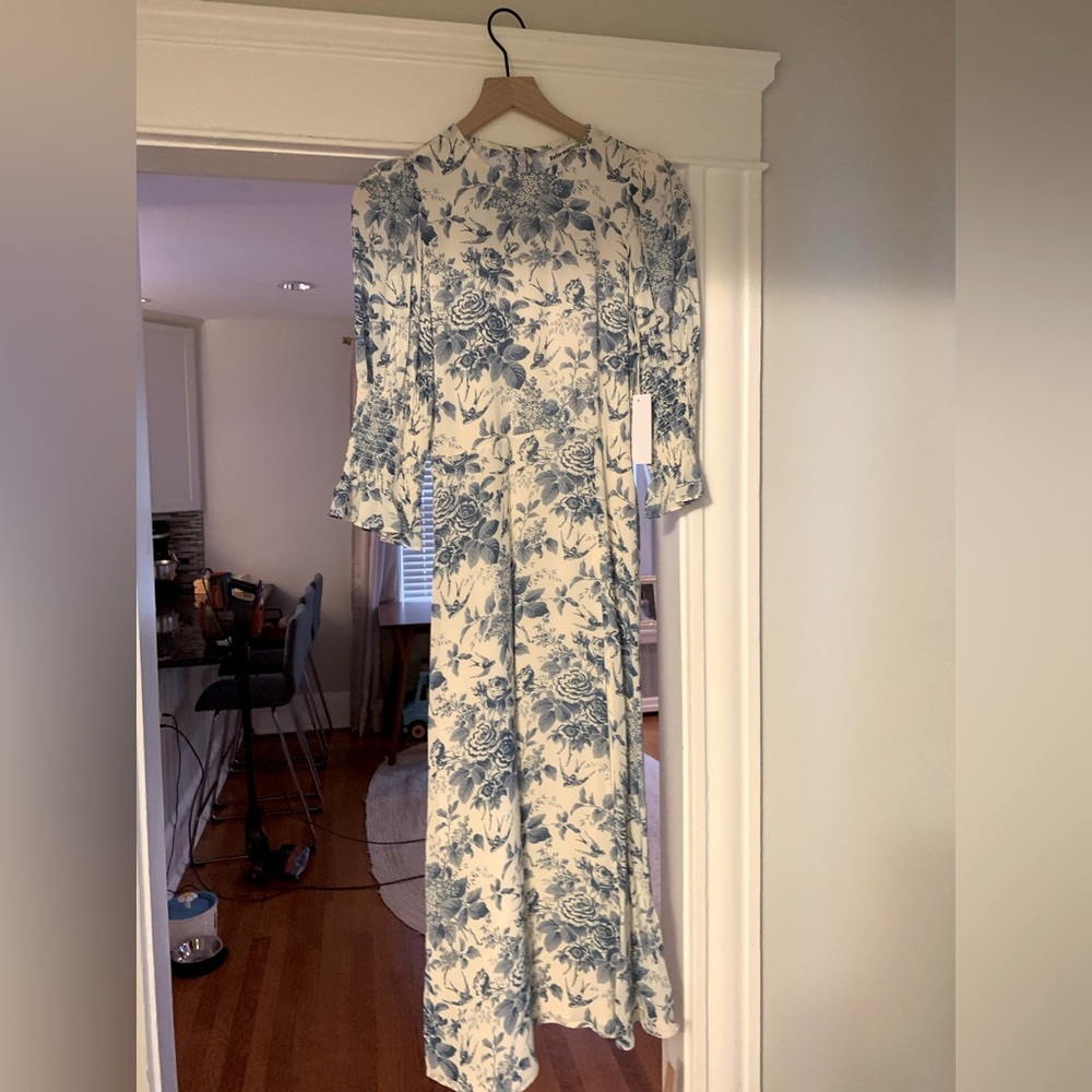 REFORMATION Carolena dress NWT. Size 0